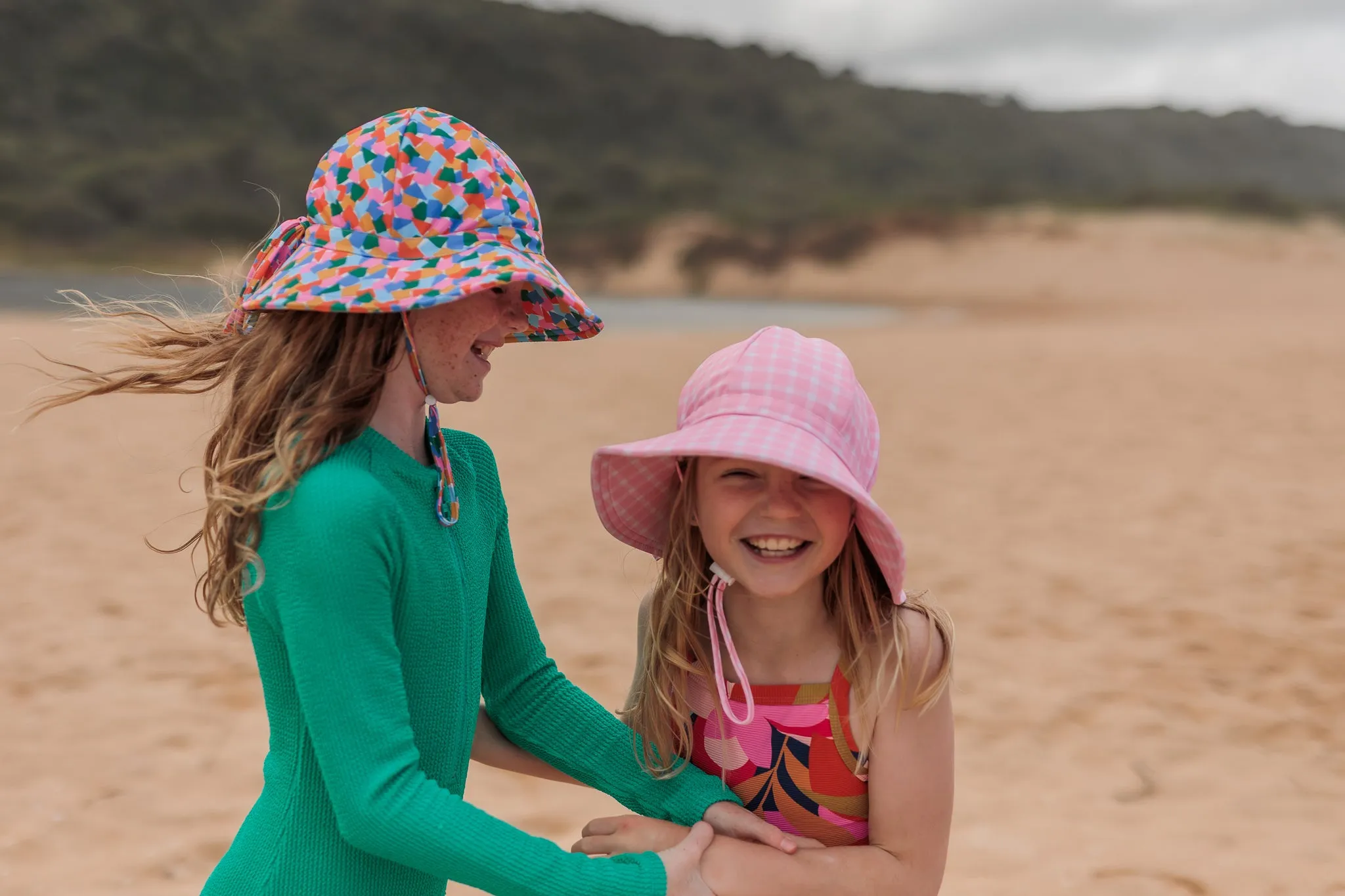 Art Fun Wide Brim Swim Hat