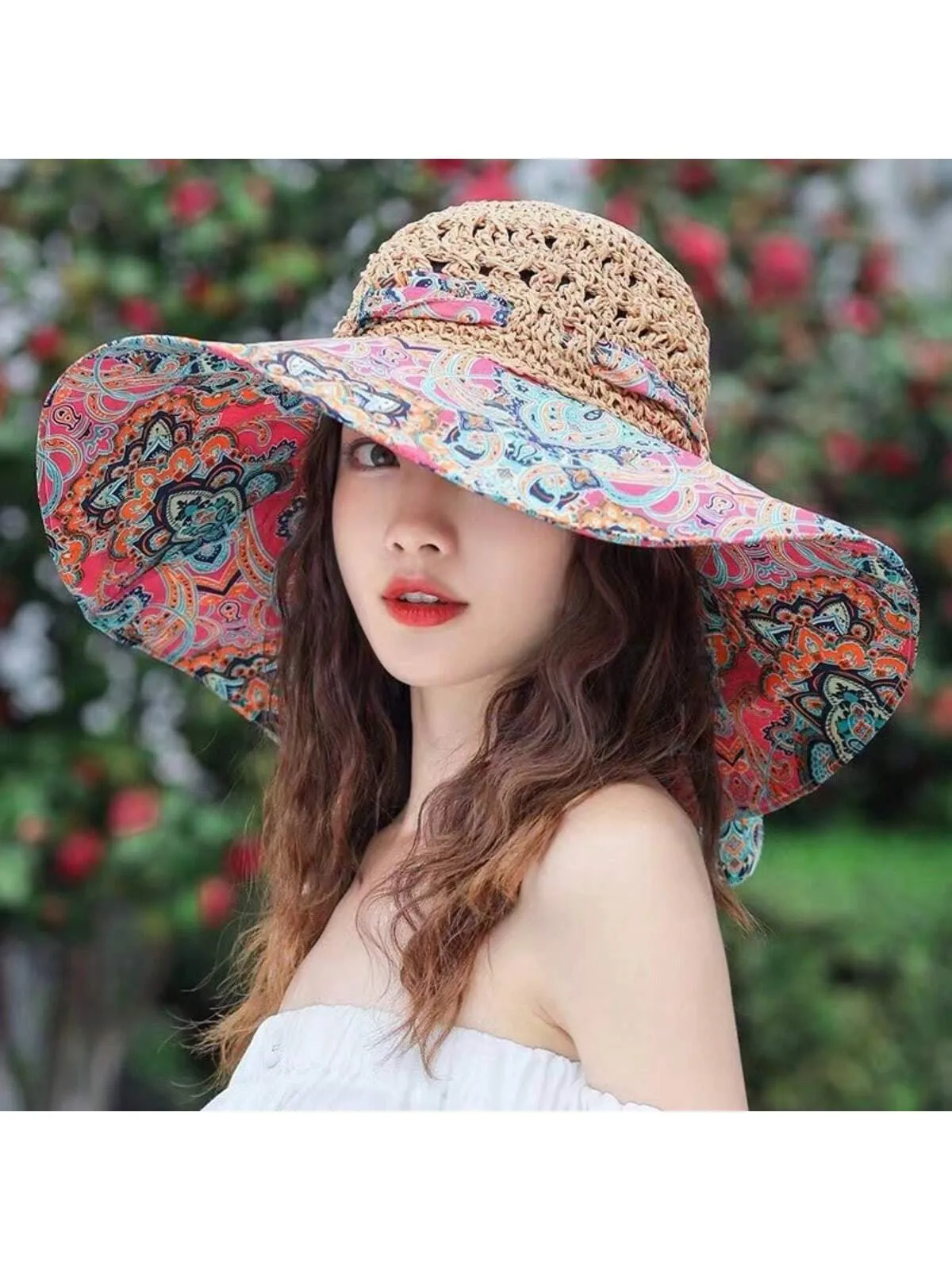 Boho A Ladies Bohemian Sun Hat With Printed Patchwork And Wide Brim, Suitable For Travel And Vacation To Provide Face And Sun Protection.