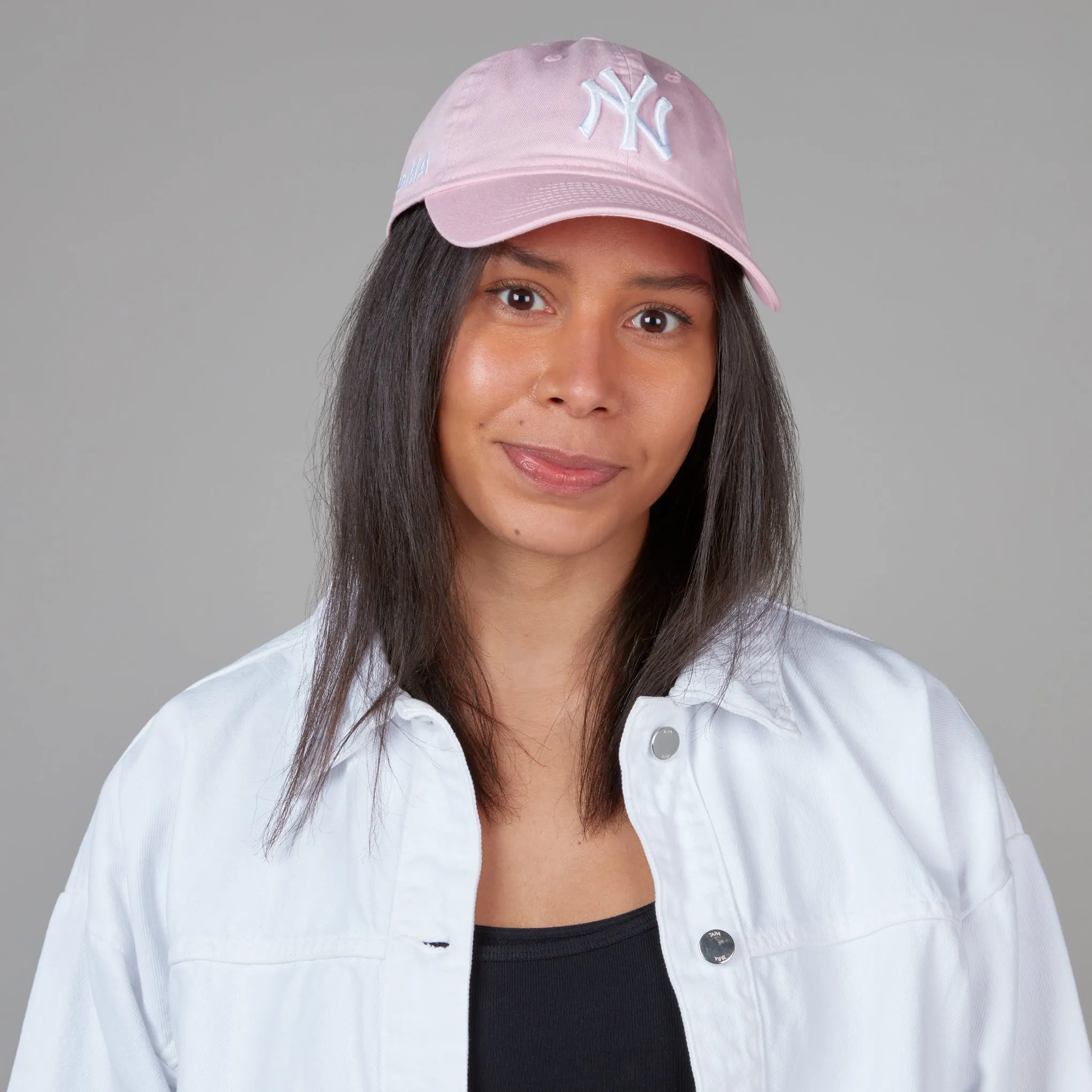 MoMA NY Yankees Adjustable Baseball Cap - Pink