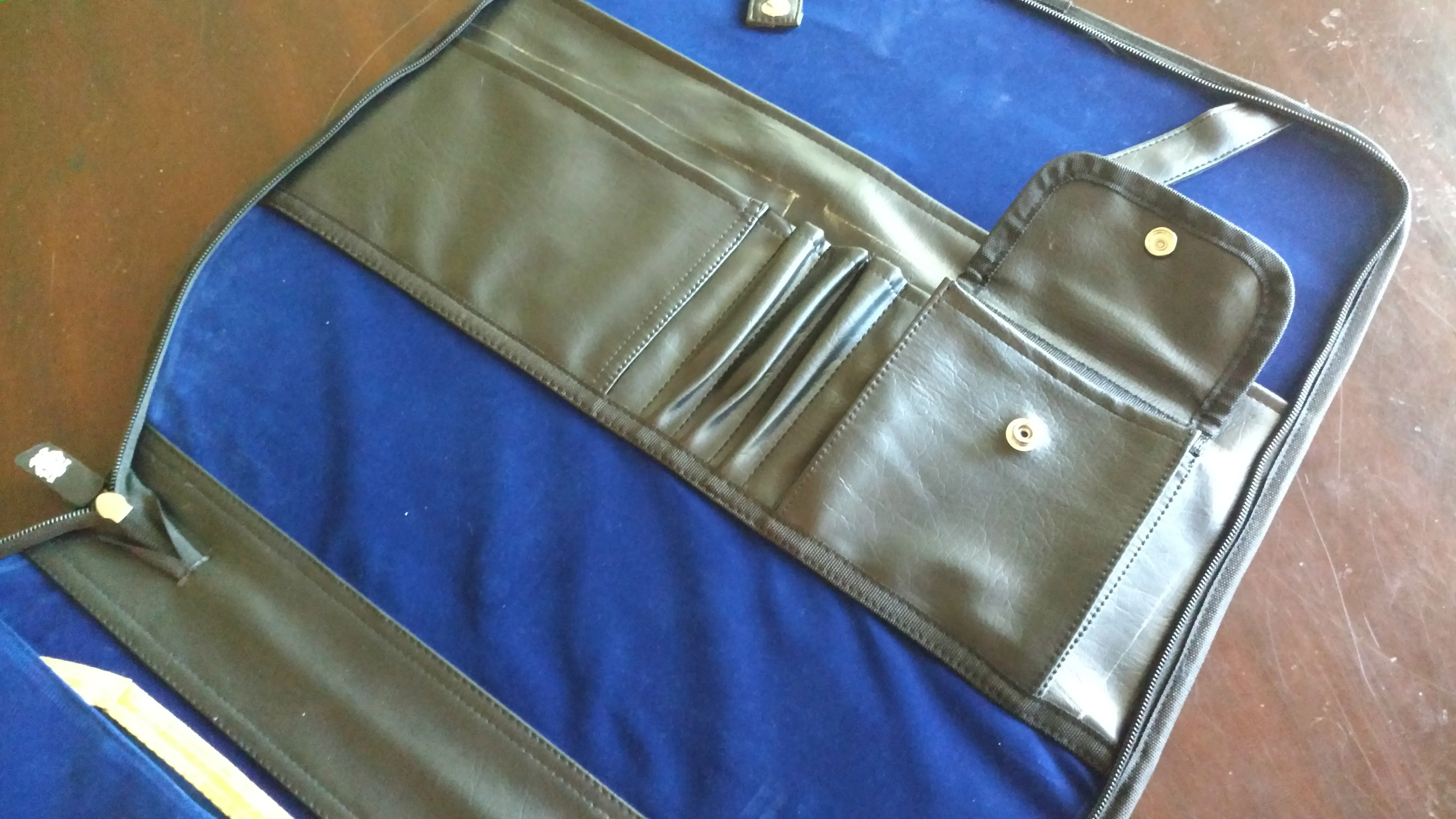 TCA Signature Apron Case